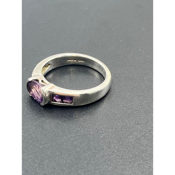 Sterling Silver 3-Stone Amethyst Oval Center Stone Heart Makers Ring Size 8.25 - Picture 9 of 11